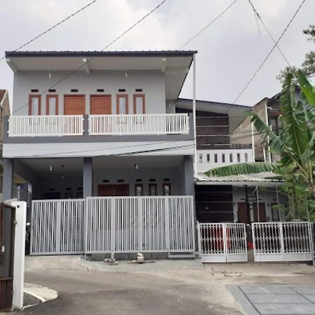 Nabila Syar'I Guest House Padalarang Eksteriør bilde